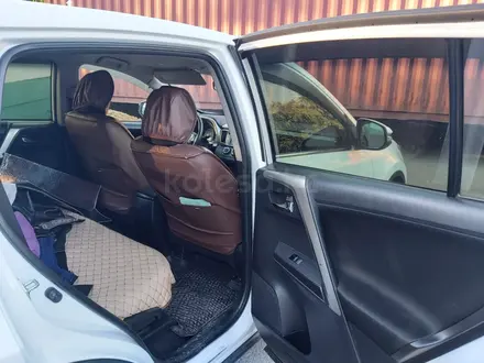 Toyota RAV4 2014 года за 10 000 000 тг. в Караганда – фото 3