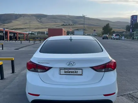 Hyundai Elantra 2014 года за 4 500 000 тг. в Атырау – фото 4