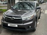 Toyota Highlander 2015 года за 14 000 000 тг. в Алматы – фото 3