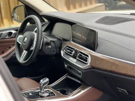 BMW X5 2020 года за 33 500 000 тг. в Астана – фото 19