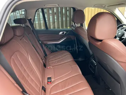BMW X5 2020 года за 33 500 000 тг. в Астана – фото 8
