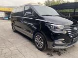 Hyundai Starex 2018 года за 17 000 000 тг. в Алматы