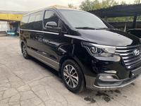 Hyundai Starex 2018 года за 18 000 000 тг. в Алматы