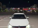 Volkswagen Polo 2013 года за 3 390 000 тг. в Алматы – фото 2