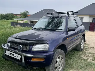Toyota RAV4, 1995