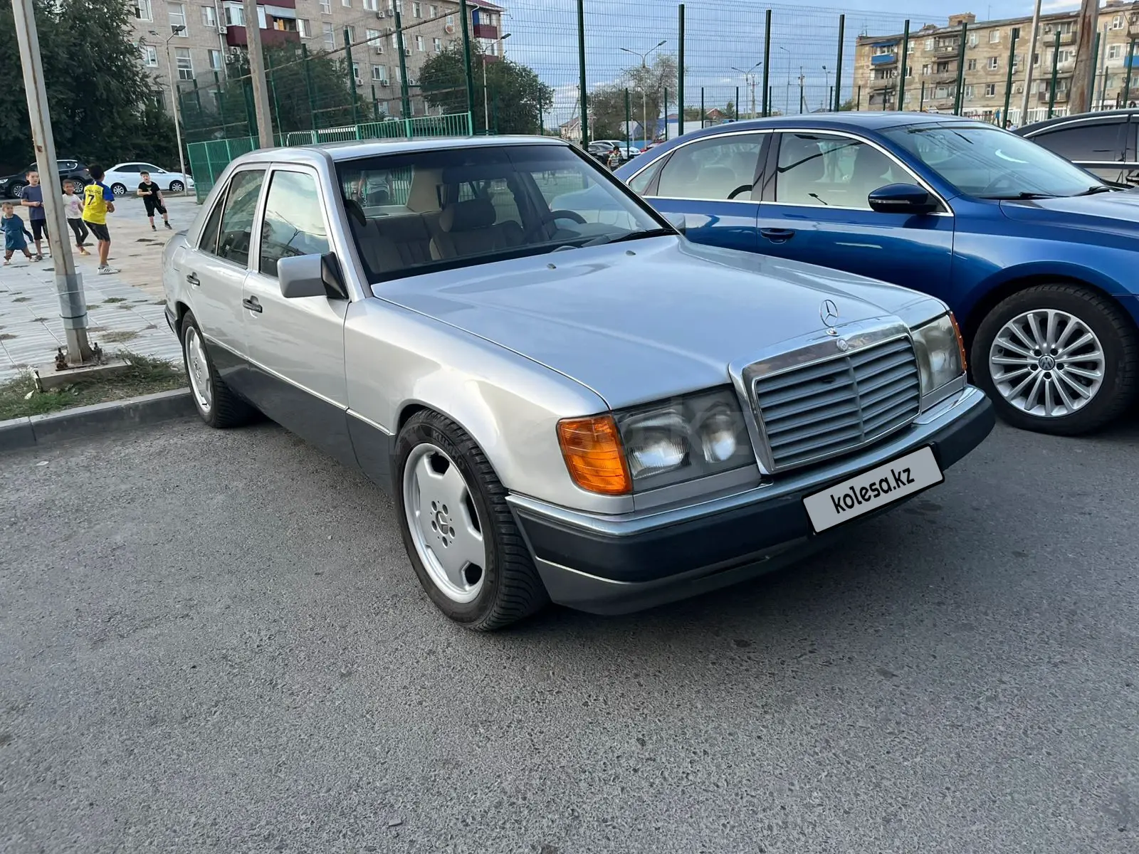 Mercedes-Benz E-Class, 1993