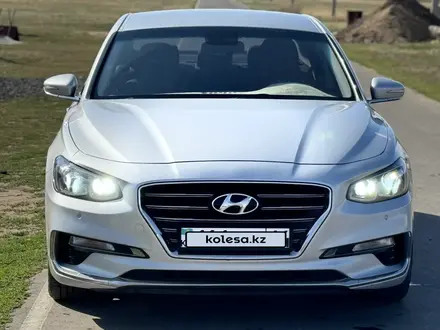 Hyundai Grandeur 2016 года за 10 000 000 тг. в Павлодар