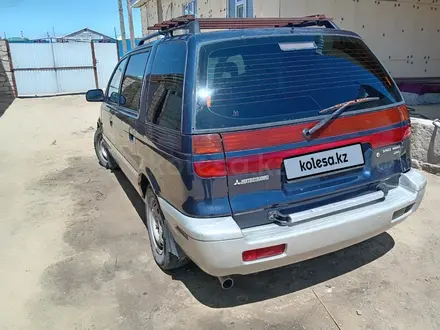 Mitsubishi Space Wagon 1997 года за 1 300 000 тг. в Аральск – фото 2