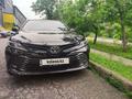 Toyota Camry 2020 года за 13 900 000 тг. в Алматы – фото 37