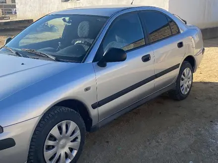 Mitsubishi Carisma 2001 года за 1 800 000 тг. в Актау