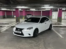 Lexus is-250, 2014