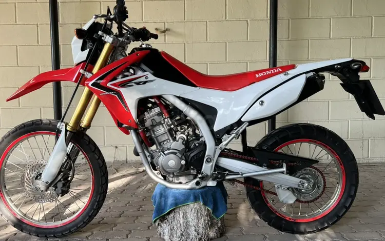 Honda  CRF 250L 2015 года за 2 500 000 тг. в Алматы
