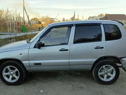 Chevrolet Niva 2008 года за 1 800 000 тг. в Астана – фото 4