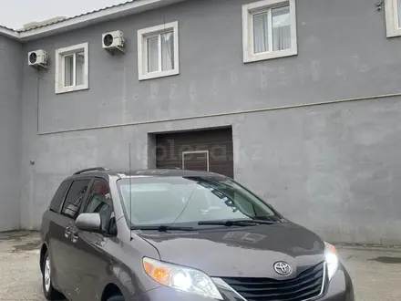 Toyota Sienna 2012 года за 12 500 000 тг. в Атырау – фото 7