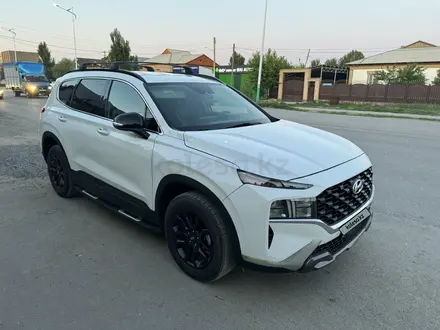 Hyundai Santa Fe 2022 года за 15 500 000 тг. в Кызылорда – фото 3