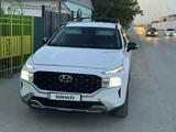 Hyundai Santa Fe 2022 года за 15 500 000 тг. в Кызылорда – фото 2