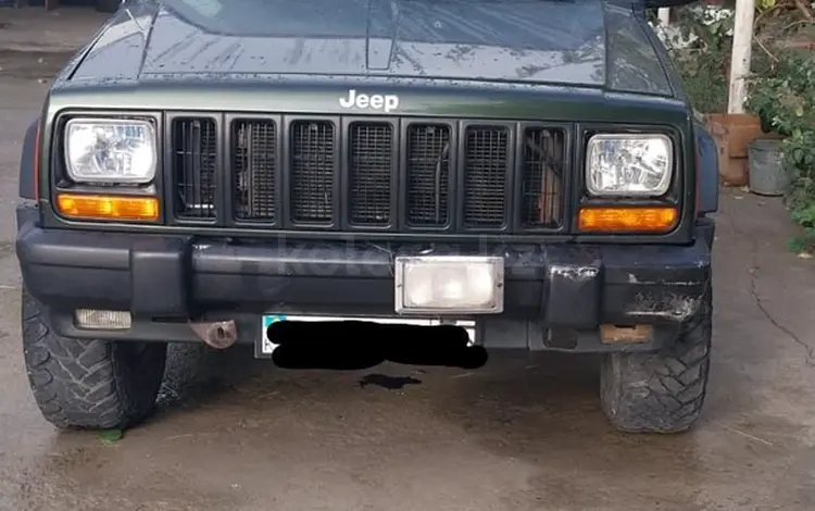 Jeep Cherokee 1998 года за 2 800 000 тг. в Жаркент