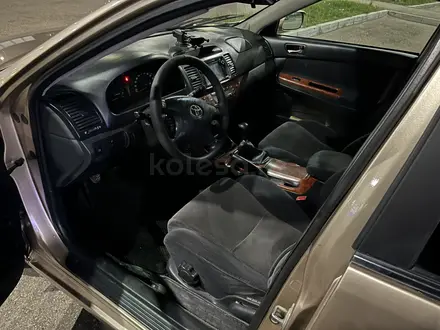 Toyota Camry 2002 года за 4 350 000 тг. в Семей – фото 5