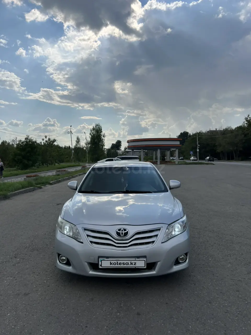 Toyota Camry, 2010