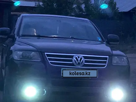 Volkswagen Touareg 2006 года за 5 300 000 тг. в Семей – фото 14