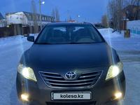 Toyota Camry 2008 года за 4 200 000 тг. в Актобе