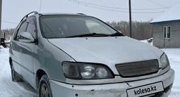 Toyota Ipsum 1998 года за 2 700 000 тг. в Семей