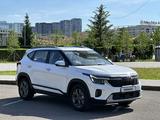 Kia Seltos 2024 года за 9 550 000 тг. в Астана – фото 2