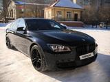 BMW 750 2014 года за 13 000 000 тг. в Караганда – фото 2