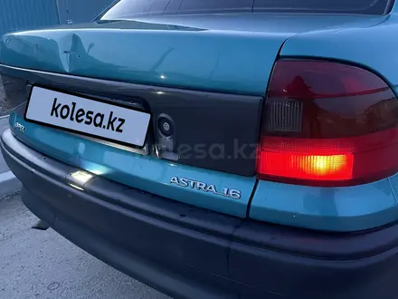 Opel Astra 1996 года за 1 700 000 тг. в Атырау – фото 20