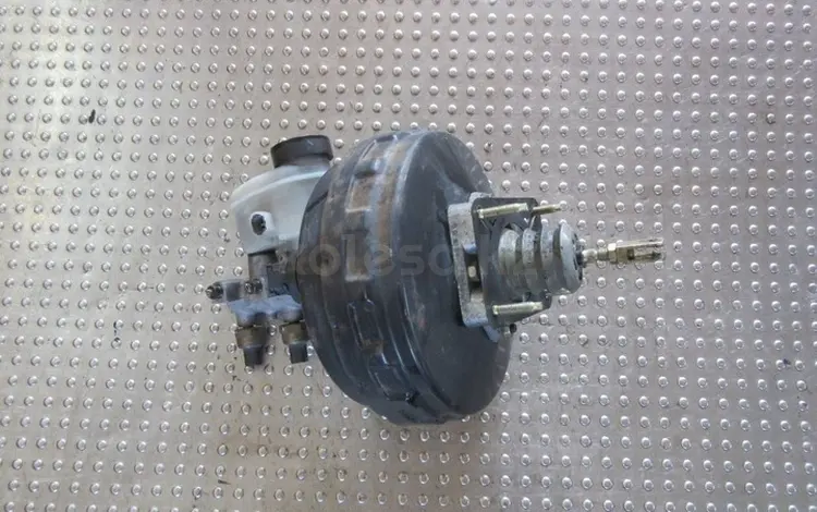 На Toyota Sequoia — Тормозной вакуум. за 80 000 тг. в Алматы