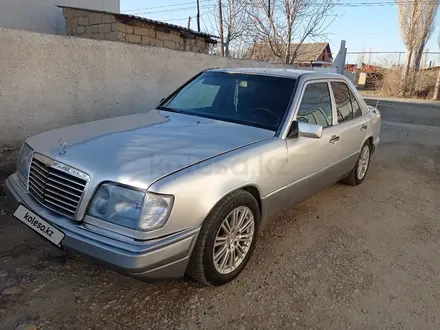 Mercedes-Benz E 280 1994 года за 2 400 000 тг. в Тараз