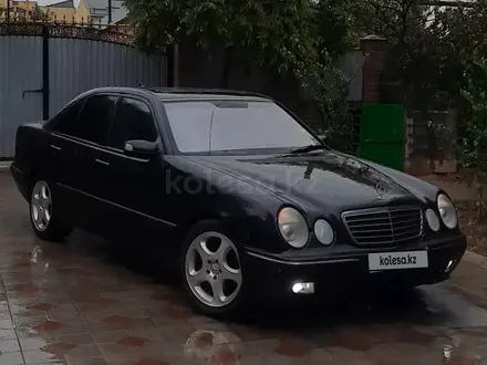 Mercedes-Benz E 280 1999 года за 3 000 000 тг. в Алматы