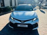 Toyota Camry 2021 года за 18 500 000 тг. в Шымкент