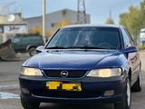 Opel Vectra 1996 годаfor950 000 тг. в Караганда