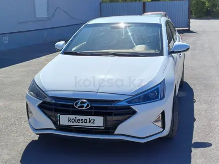 Hyundai Elantra 2019 года за 7 300 000 тг. в Караганда – фото 3
