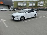 Hyundai Elantra 2019 годаfor7 100 000 тг. в Караганда – фото 3