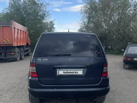 Mercedes-Benz ML 320 1999 года за 4 300 000 тг. в Семей – фото 3