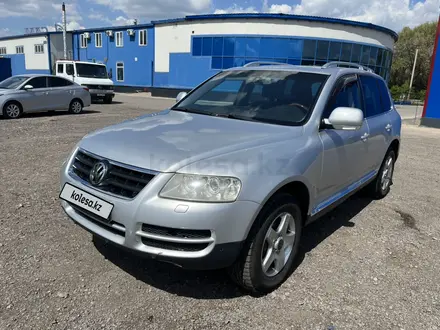 Volkswagen Touareg 2004 года за 4 500 000 тг. в Алматы – фото 4