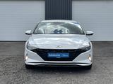 Hyundai Elantra 2022 года за 9 410 000 тг. в Астана – фото 2