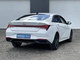 Hyundai Elantra 2022 года за 9 410 000 тг. в Астана – фото 3