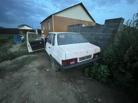 ВАЗ (Lada) 21099 1999 года за 400 000 тг. в Семей