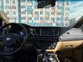 Kia Carnival 2018 года за 10 600 000 тг. в Алматы – фото 12