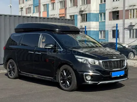 Kia Carnival 2018 года за 10 600 000 тг. в Алматы – фото 3