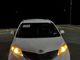 Toyota Sienna 2015 годаүшін7 000 000 тг. в Индерборский – фото 2
