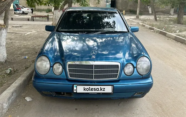 Mercedes-Benz E 230 1997 годаүшін2 300 000 тг. в Жезказган