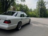 Mercedes-Benz E 280 1994 года за 3 350 000 тг. в Алматы – фото 4