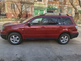 Mitsubishi Outlander, 2002