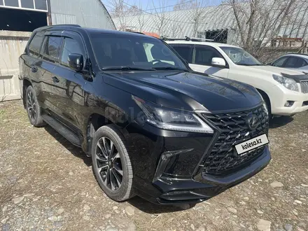 Lexus LX 570 2020 года за 68 000 000 тг. в Усть-Каменогорск