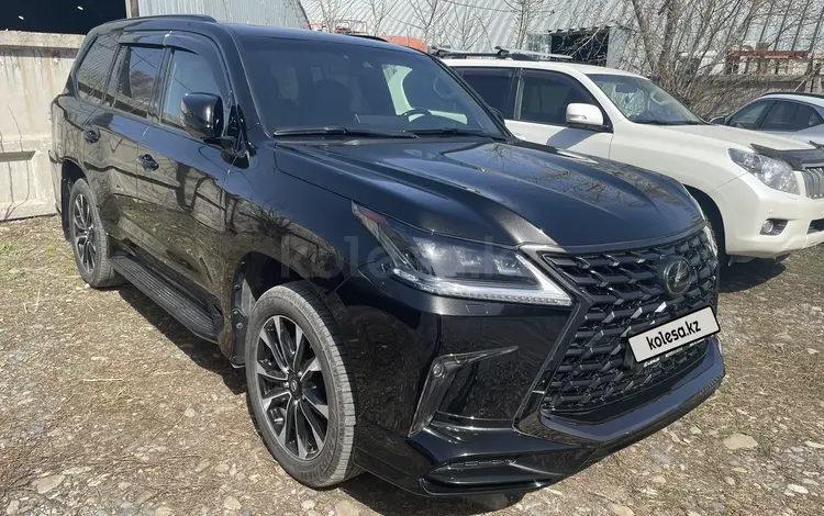 Lexus LX 570 2020 года за 68 000 000 тг. в Усть-Каменогорск