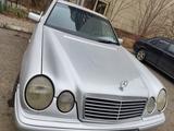 Mercedes-Benz E 200 1996 года за 2 300 000 тг. в Астана